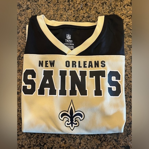NFL NEW ORLEANS SAINTS shorts sleeve, V-neck shirt Large 10/12 Black & Gold - Picture 6 of 9